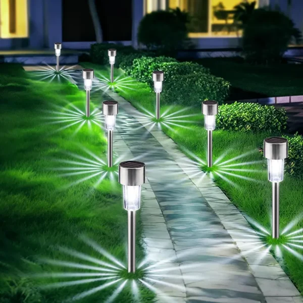 LED solarna lampa sa punjivom baterijom