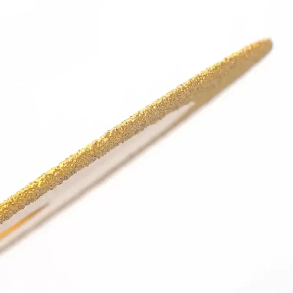 Dijamantski disk za sečenje metala namenjen za standardne ugaone brusilice