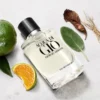 Bočica parfema Acqua di Gio inspirisana svežim morskim notama Giorgio Armani Acqua di Gio EDP