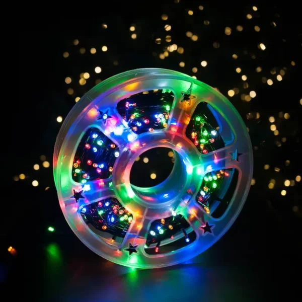 Svetlosni niz sa 500 šarenih RGB LED dioda za veselu dekoraciju