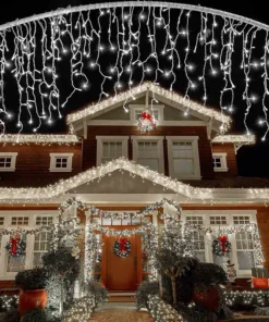 Bele LED lampice sa osam režima osvetljenja za dekoraciju doma, terasa i prozora uz ekonomičnu potrošnju energije