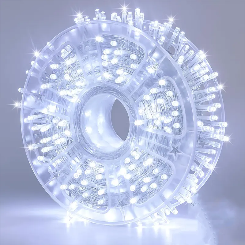 Bele LED sijalice u koturu 100m pružaju snažno i dekorativno osvetljenje za svaki prostor