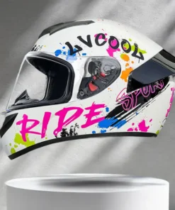 Kaciga za motor sa modernom i atraktivnom grafikom