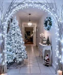 LED kotur od 100m sa belim sijalicama idealan je za unutrašnju dekoraciju prostora