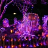 Ljubičaste i narandžaste LED sijalice na terasi unose toplinu i eleganciju