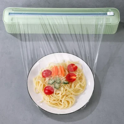 Praktičan rezač za foliju sa magnetom za postavljanje na frižider