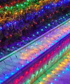 Šarena LED mreža zavesa za prozore i zidove stvara razigranu svetlosnu igru