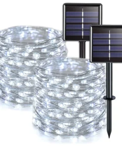 Solarne lampice za ogradu stvaraju prijatnu i modernu svetlosnu liniju